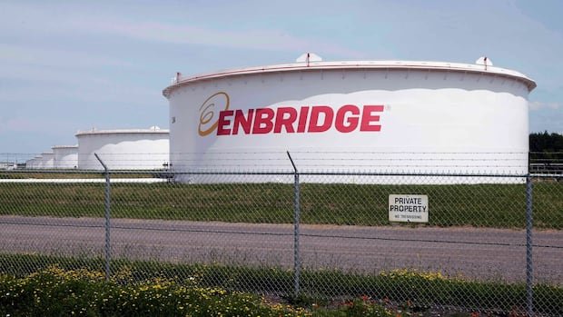 Enbridge says it would pitch new Alberta-B.C. pipeline only under right conditions Enbridge says it would pitch new Alberta-B.C. pipeline only under right conditions