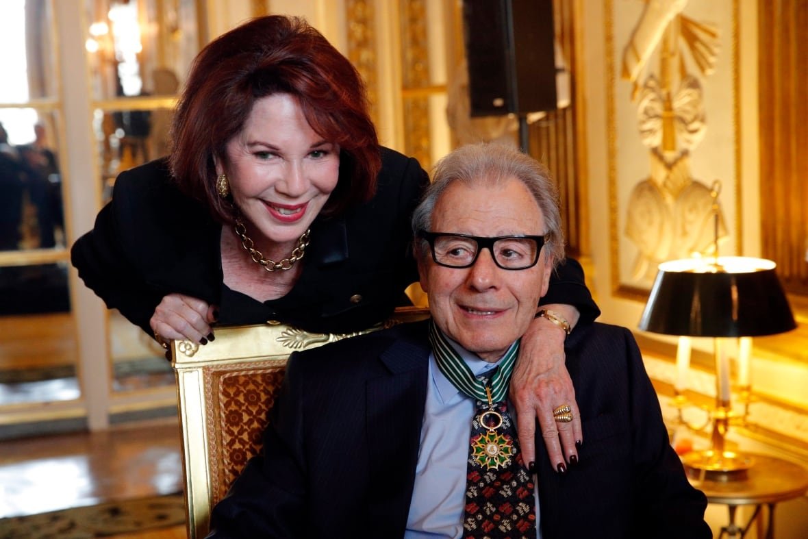 france-lalo-schifrin A couple poses for a photo.