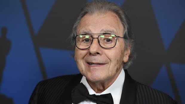 Lalo Schifrin, who wrote endlessly catchy Mission: Impossible theme, dead at 93 Lalo Schifrin, who wrote endlessly catchy Mission: Impossible theme, dead at 93