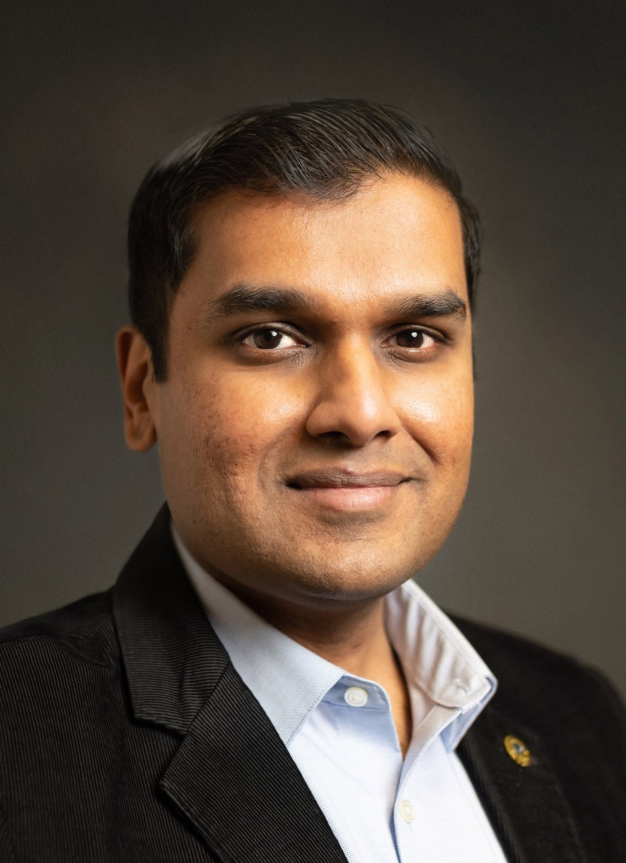 Professor Ashwin Iyer from the University of Alberta