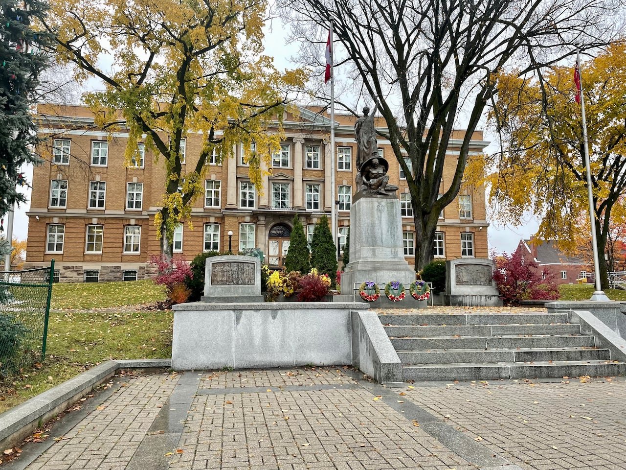 Exterior of Sault Ste. Marie Courthouse on 26 Oct 2023.