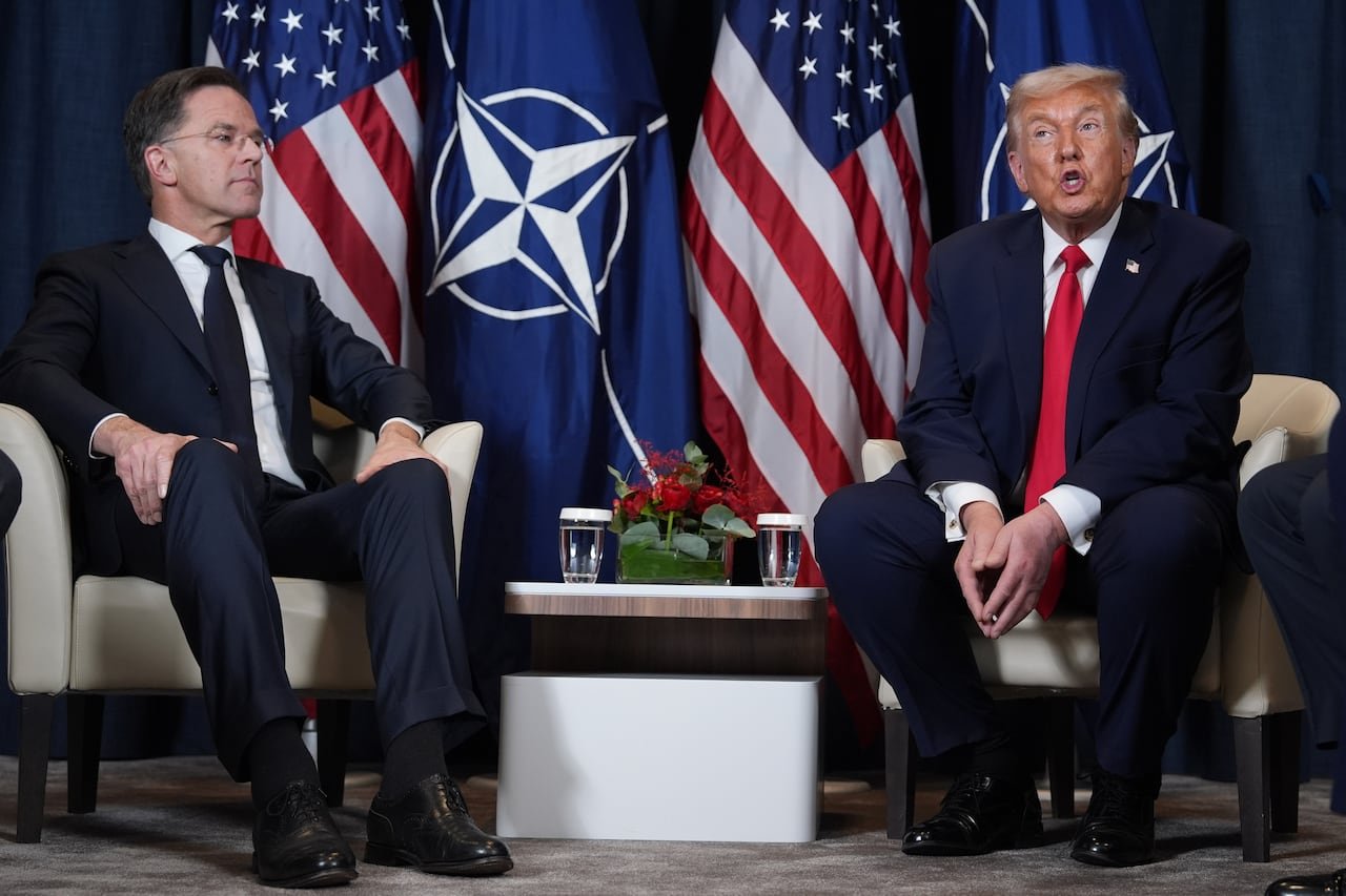 default-711 President Donald Trump, right, meets with NATO Secretary General Mark Rutte